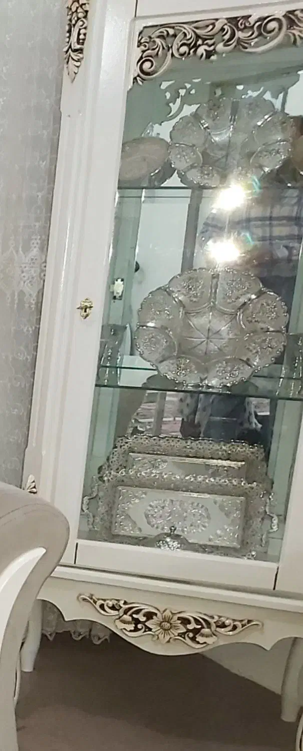 مبل وکمد و بوفه در حد نو|مبلمان خانگی و میز عسلی|قائن, |دیوار