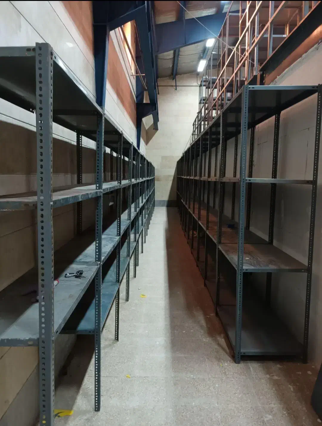 تمامی فلزی قفسه انباری|خدمات پیشه و مهارت|تهران, زعفرانیه|دیوار