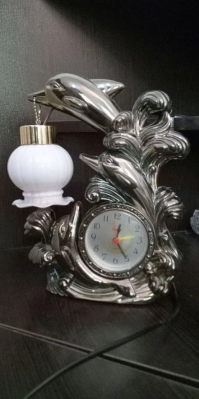 چراغ خواب و ساعت|چراغ خواب و آباژور|دامغان, |دیوار