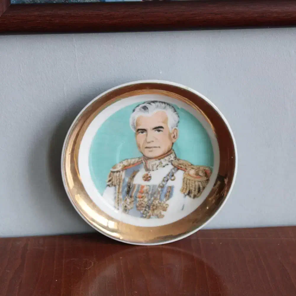 دیوارکوب پهلوی ، سفارشی|کلکسیون اشیاء عتیقه|رشت, نخودچر|دیوار