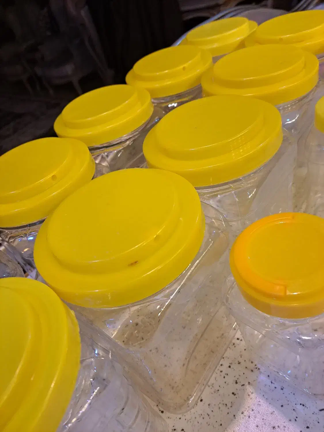 ظرف ترشی و حبوبات|ظروف نگهدارنده، پلاستیکی، یکبارمصرف|ری, علایین|دیوار