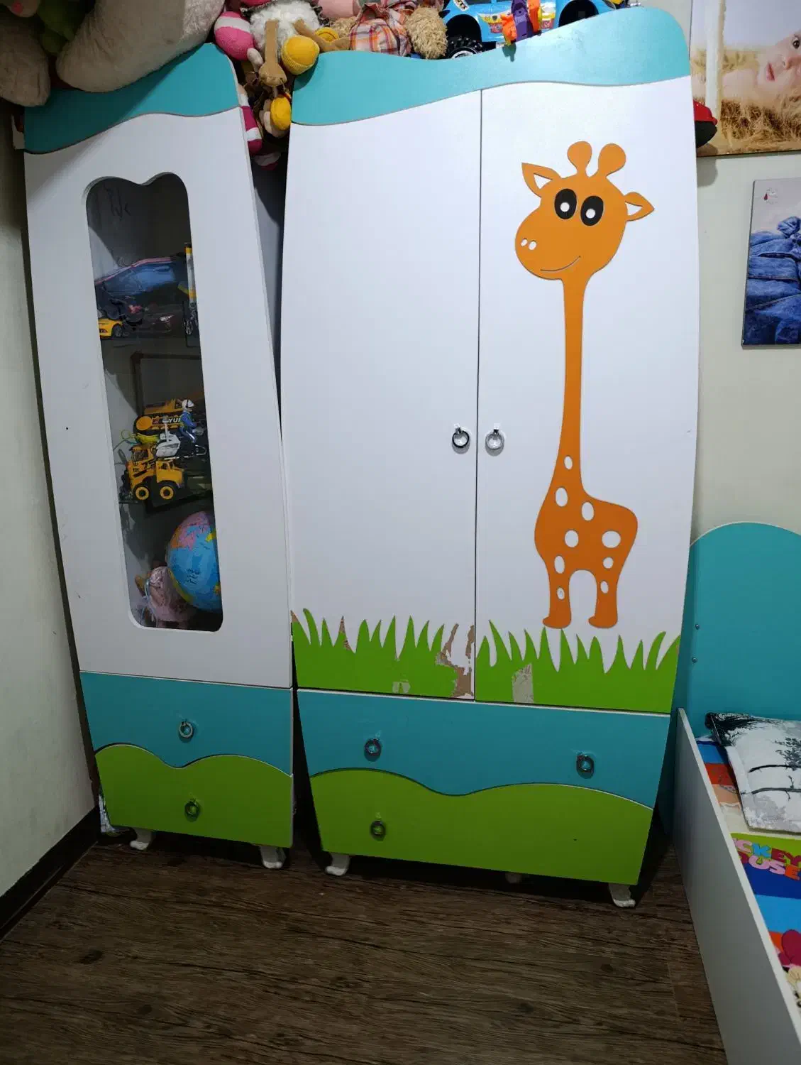 تخت،کمد،ویترین،میز کودک ،تشک سالم|تخت و صندلی بچه|قزوین, |دیوار