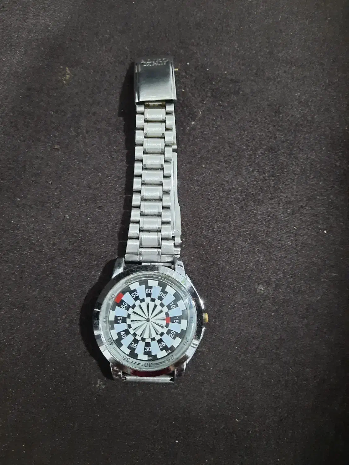 ساعت طرح دارت|ساعت|سیاهکل, |دیوار