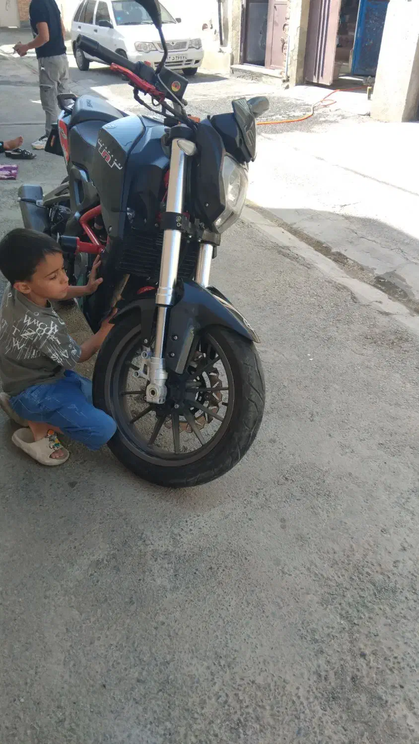 بنلی ۲۵۰ سالم|موتورسیکلت|محمدشهر, جعفرآباد|دیوار