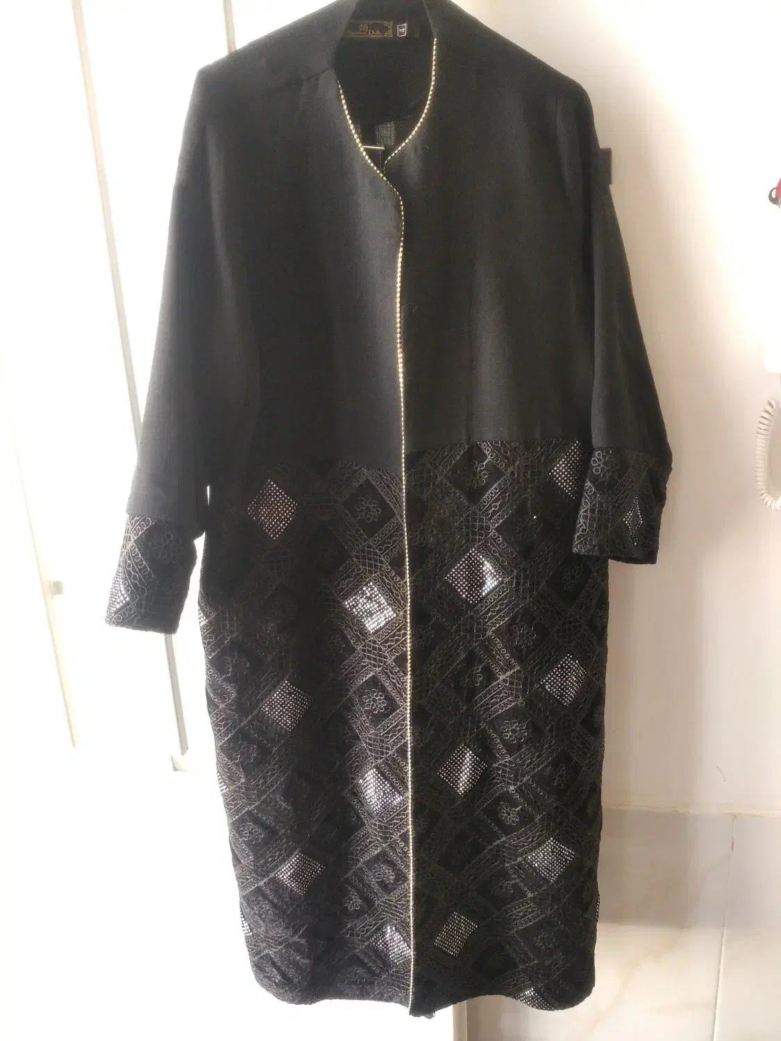 مانتو|لباس|سبزوار, قصبه غربی|دیوار