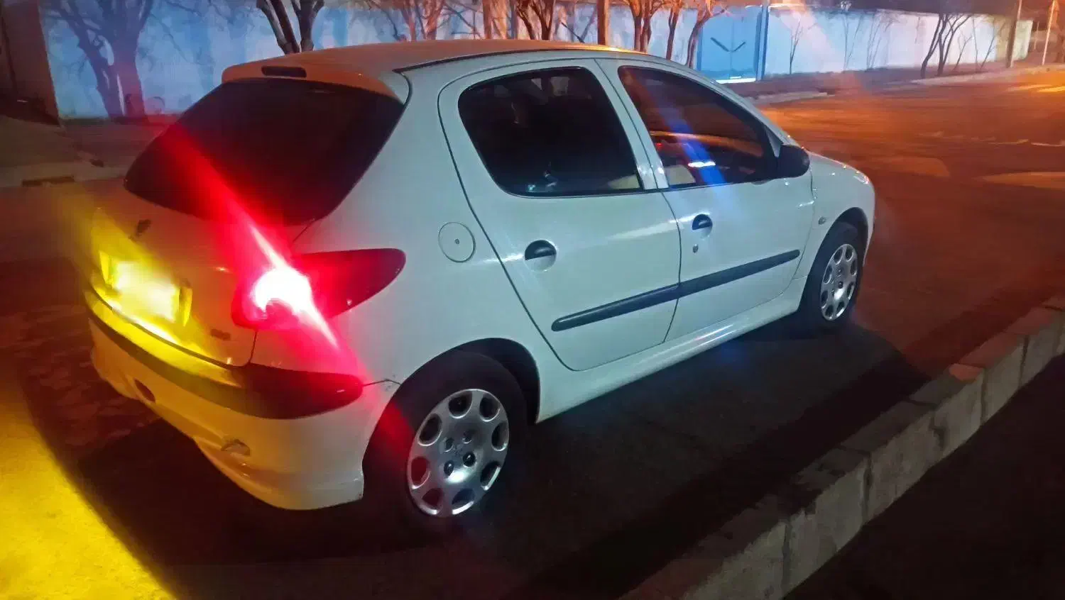 206 تیپ 2|خودرو سواری و وانت|قزوین, |دیوار