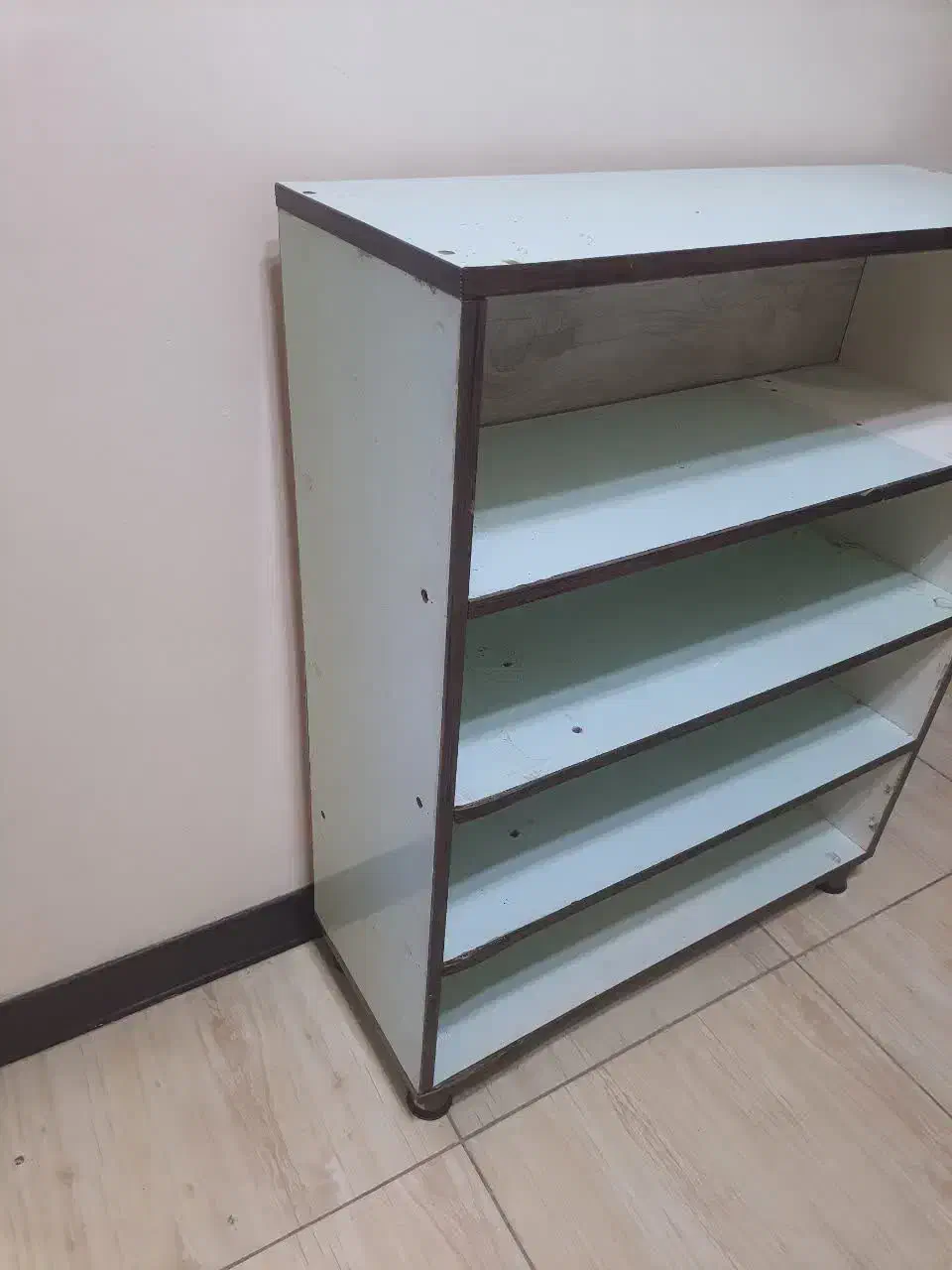 جاکفشی، شلف|کتابخانه، شلف، قفسه‌های دیواری|شهرکرد, |دیوار