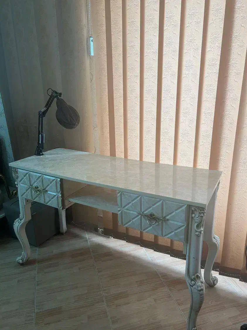 ست میز ناخن و پدیکور|آرایشگاه و سالنهای زیبایی|کاشان, فاز ۱ ناجی آباد|دیوار