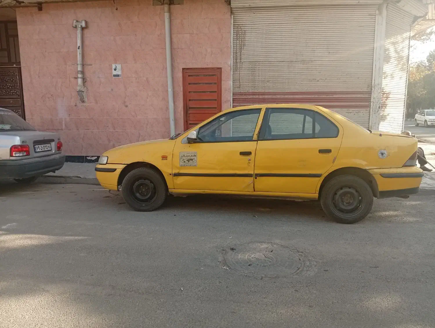 سلام تاکسی ع مدل ۱۳۸۳ فقط صافکاری نقاشی دورنگ|خودرو سواری و وانت|اسدآباد, |دیوار