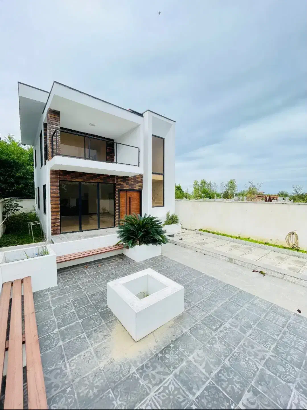 فروش ویلا دوبلکس مدرن ۲۸۰متر زمین ۱۶۰ متر بنا|فروش خانه و ویلا|خرمآباد (تنکابن), |دیوار