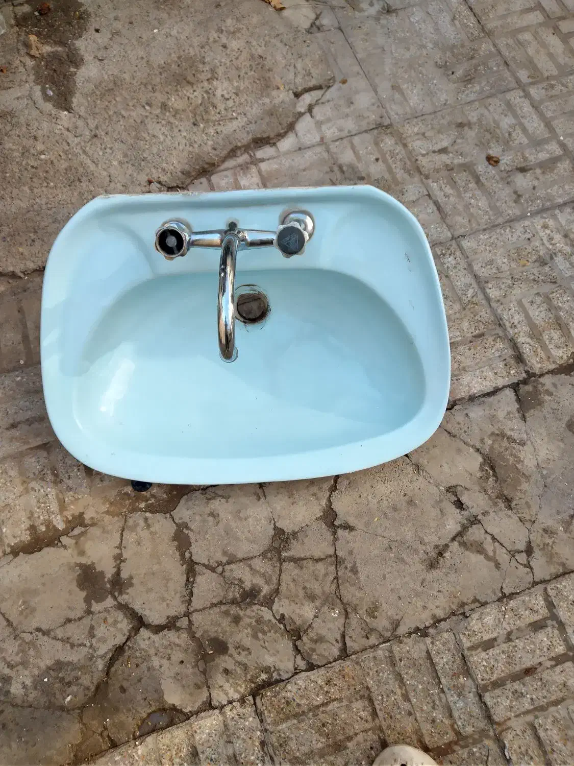 روشویی وشیراب|لوازم سرویس بهداشتی|اصفهان, فجر|دیوار