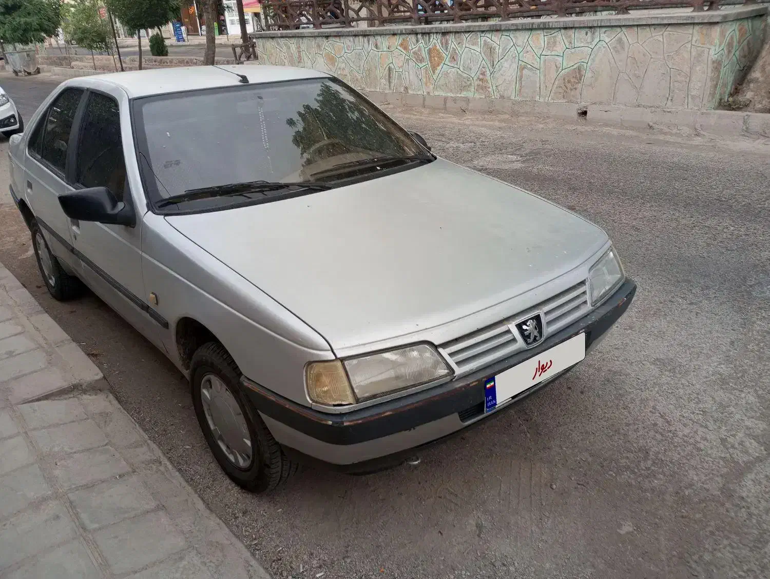پژو 405 مدل 93 درتاکستان|خودرو سواری و وانت|تاکستان, |دیوار