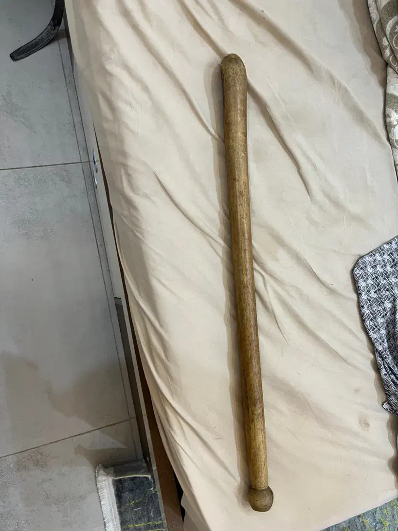 گرز‌چوب‌دستی|صنایع دستی و سایر لوازم تزئینی|اهواز, پادادشهر|دیوار
