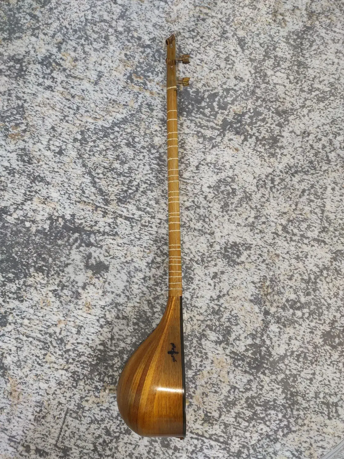 سه تار|سازهای سنتی|کرمانشاه, |دیوار