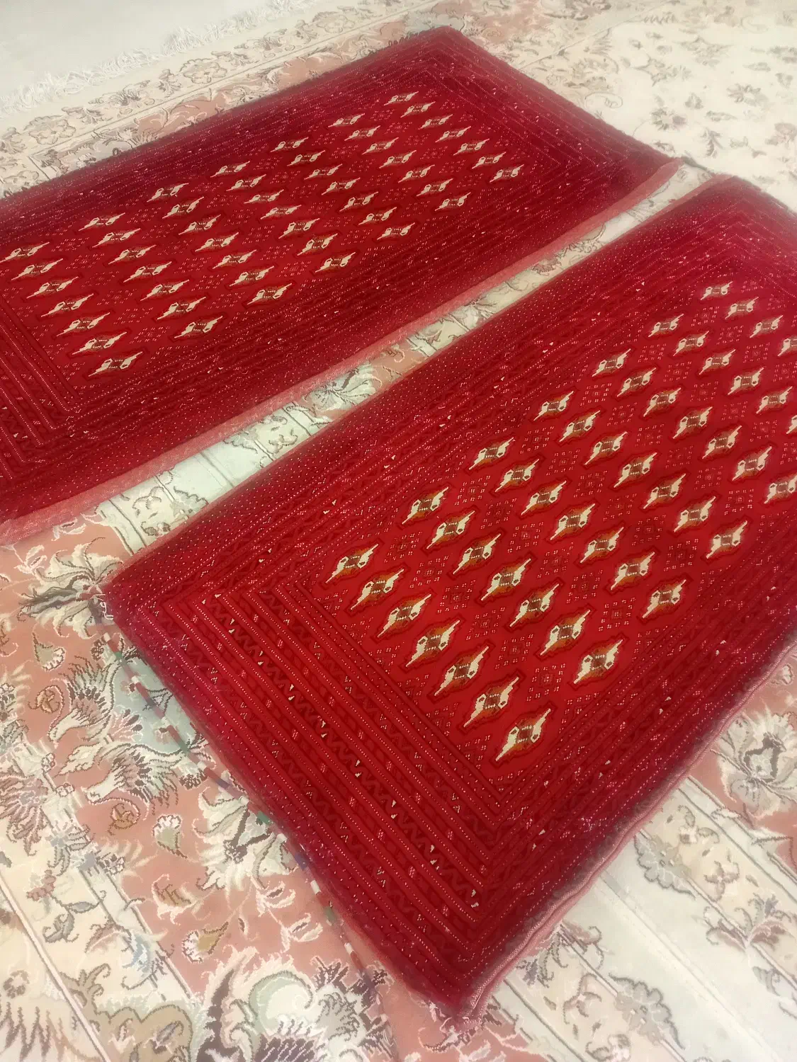 پشتی ترکمنی اصل|پشتی|مشهد, چهارچشمه|دیوار