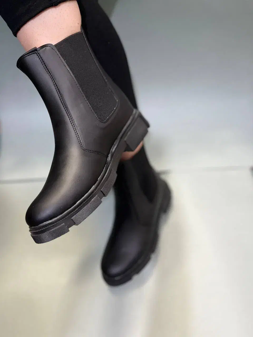 نیم بوت کشی|کیف، کفش، کمربند|سبزوار, طبرسی (جعفرآباد)|دیوار