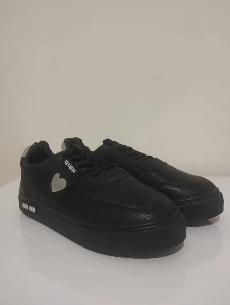 کفش کتونی|کیف، کفش، کمربند|شهریار, شهرک وائین|دیوار