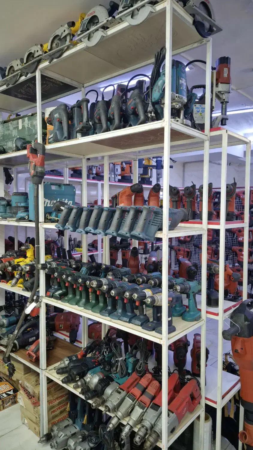 دریل مینی سنگ شارژی ماکیتا بوش اصلی استوک|ماشین‌آلات صنعتی|اسلام‌شهر, شهرک مفیدی|دیوار