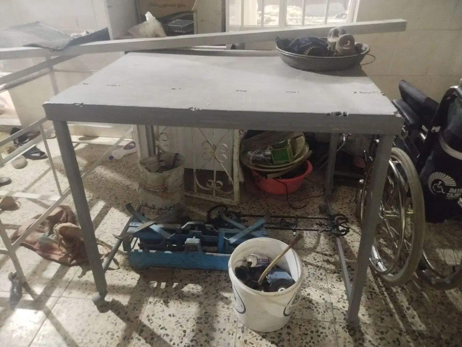 فروش میز آهنی|فروشگاه و مغازه|شیراز, انجیر|دیوار