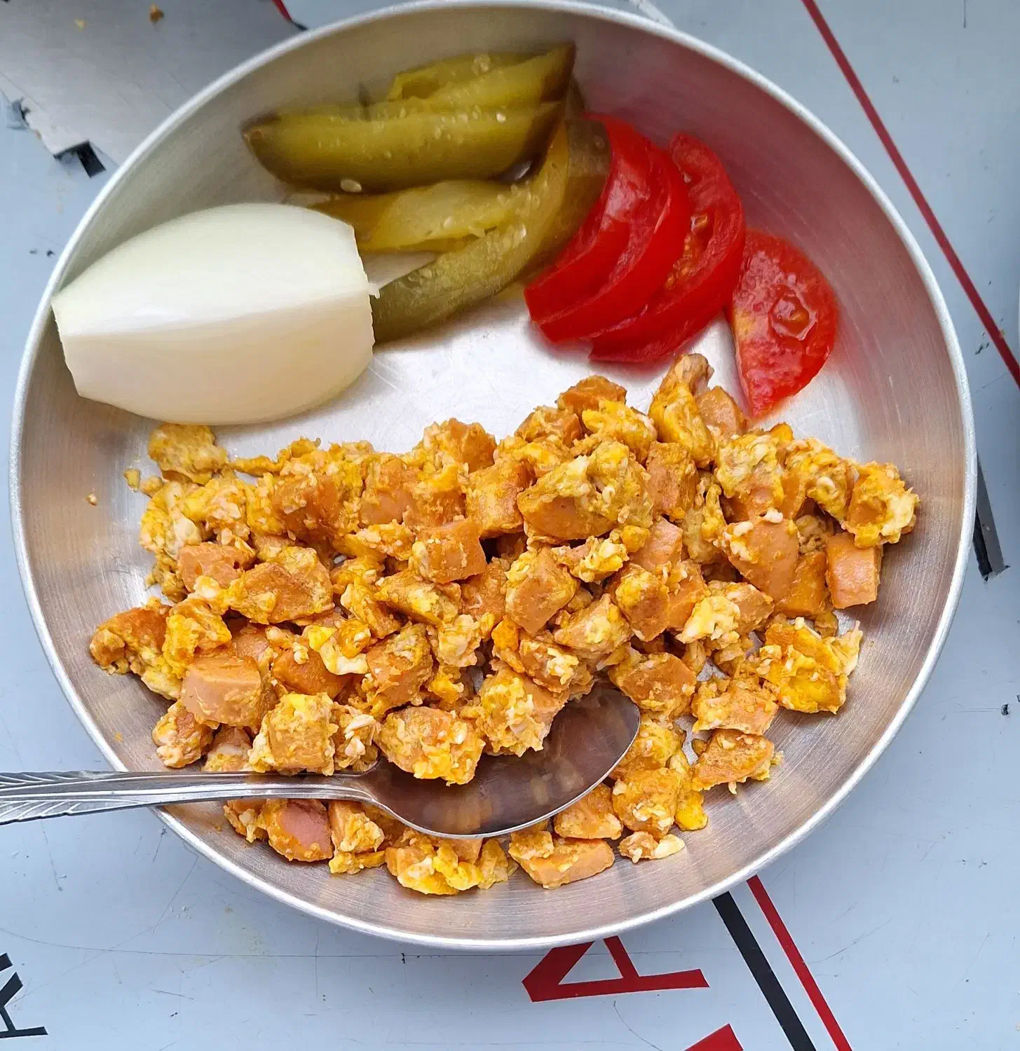 شاگرد ساده ساندویچی|استخدام خدمات فروشگاه و رستوران|مشهد, الهیه|دیوار