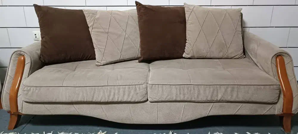 فروش مبل ۸نفره+جلو مبلی+آباژور|مبلمان خانگی و میز عسلی|شاهرود, |دیوار