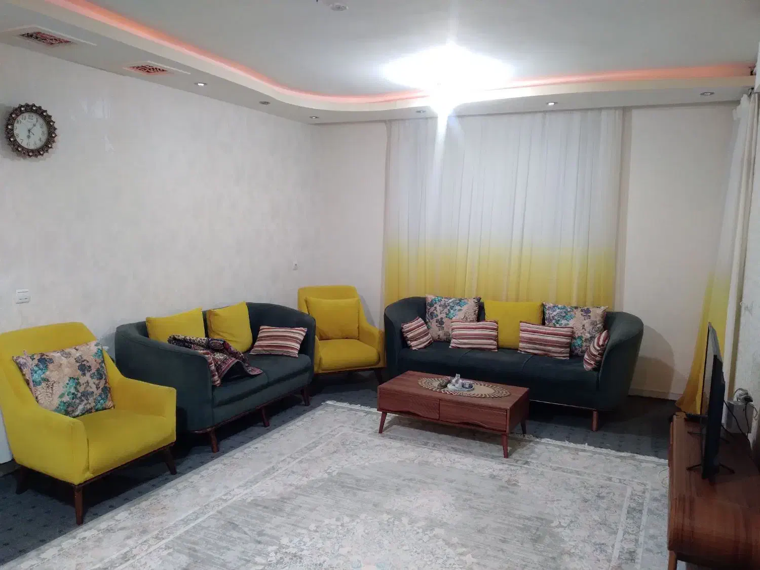 فروش یک واحد آپارتمان/الهیه فاز۱/شخصی سازی و شیک|فروش آپارتمان|بروجن, |دیوار