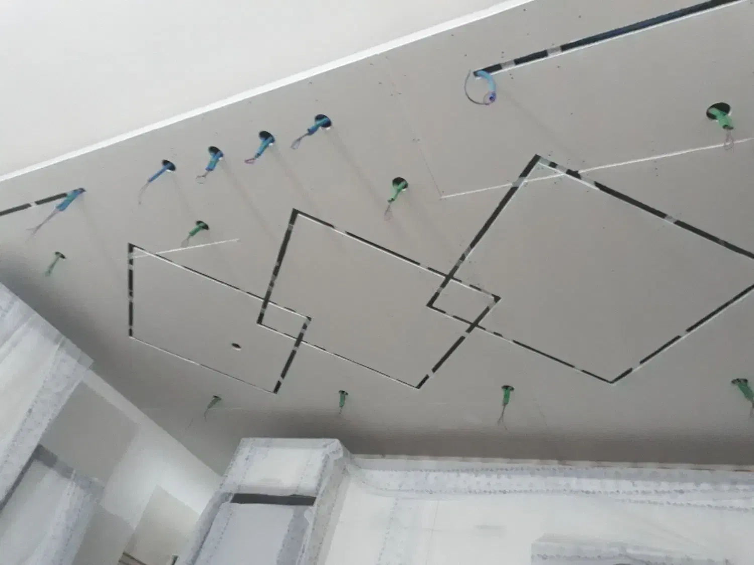 نصبیات و تزئینات|خدمات پیشه و مهارت|اردبیل, |دیوار