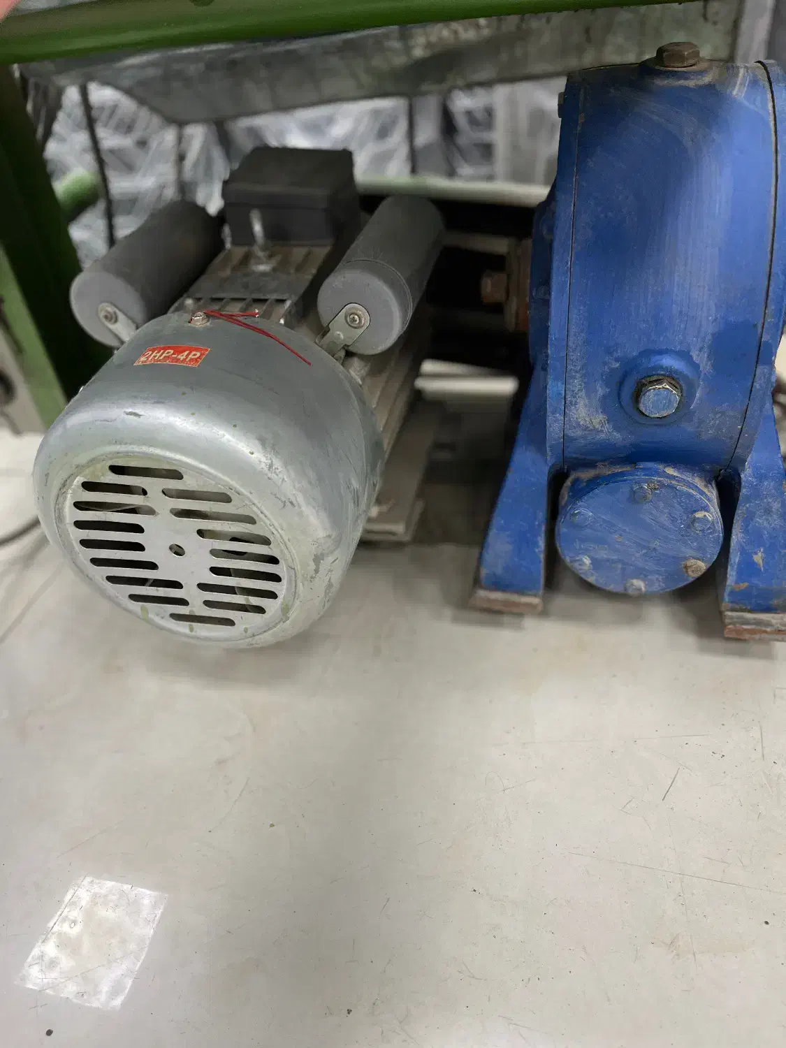 بالابر ۱تن در حد نو به همراه ۳۵متر کابل و باگت|ماشینآلات صنعتی|مشهد, نوید|دیوار