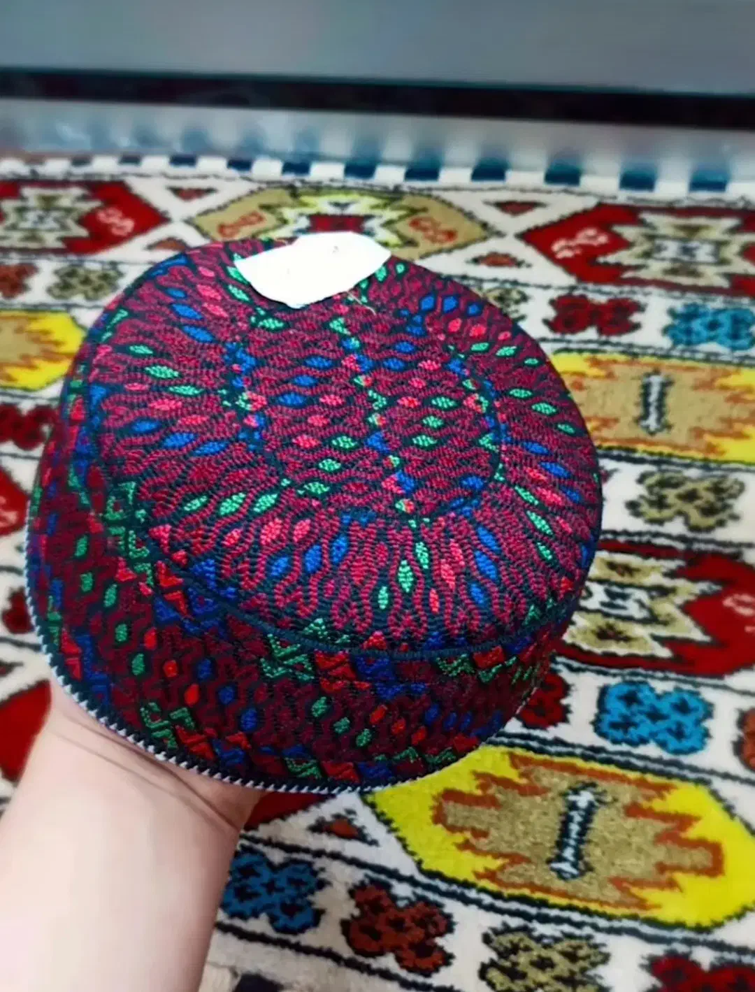 بورگ (کلاه ) کامپیوتری|لباس|آق قلا, |دیوار