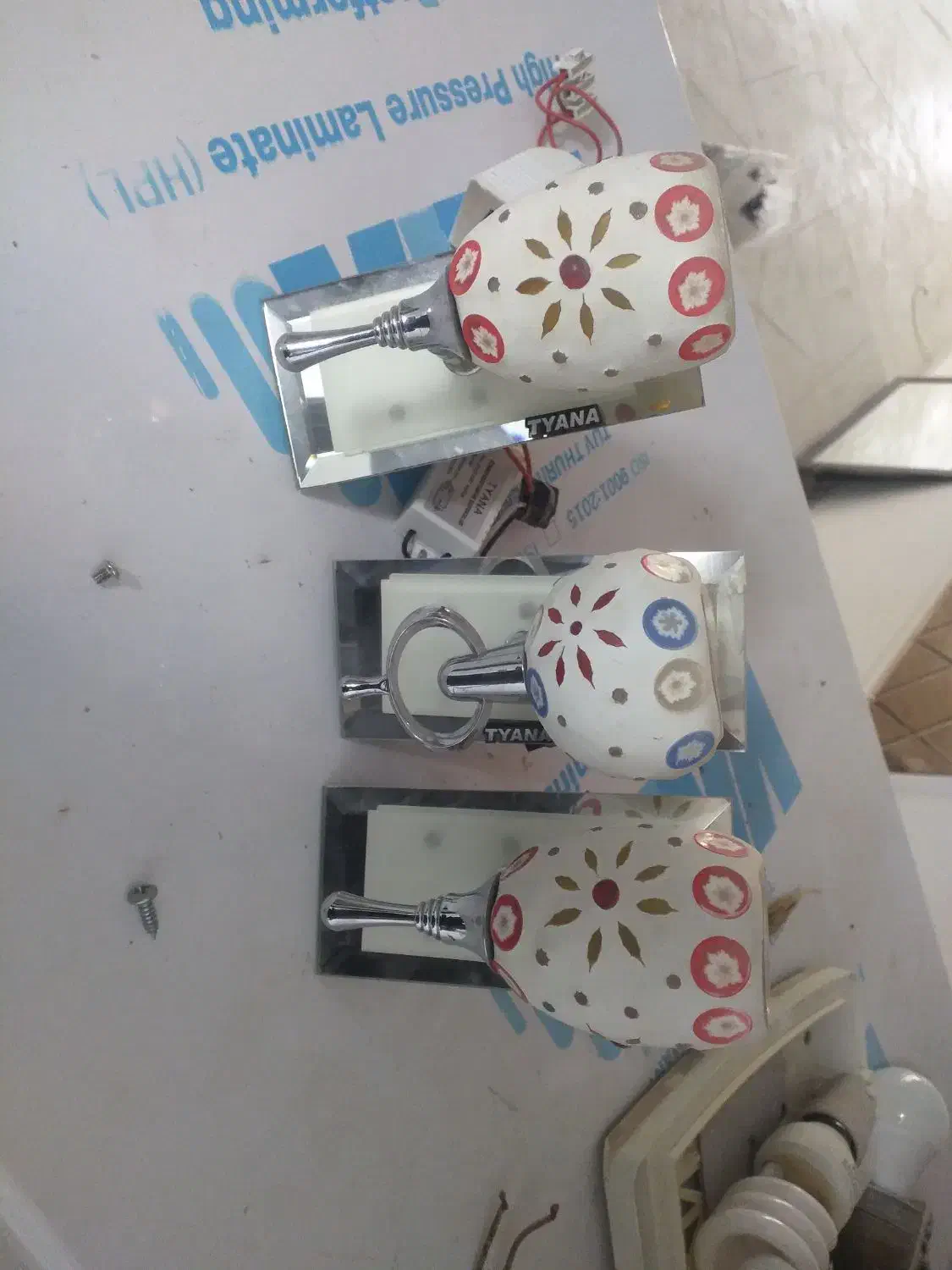 شب خواب سه عدد|چراغ خواب و آباژور|کاشان, سیفی آباد|دیوار