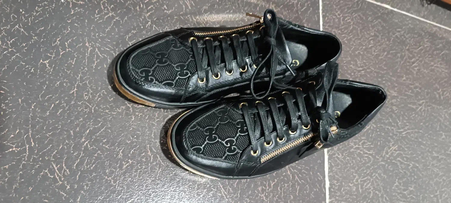 کفش گوچی وفندی|کیف، کفش، کمربند|عباسآباد, |دیوار