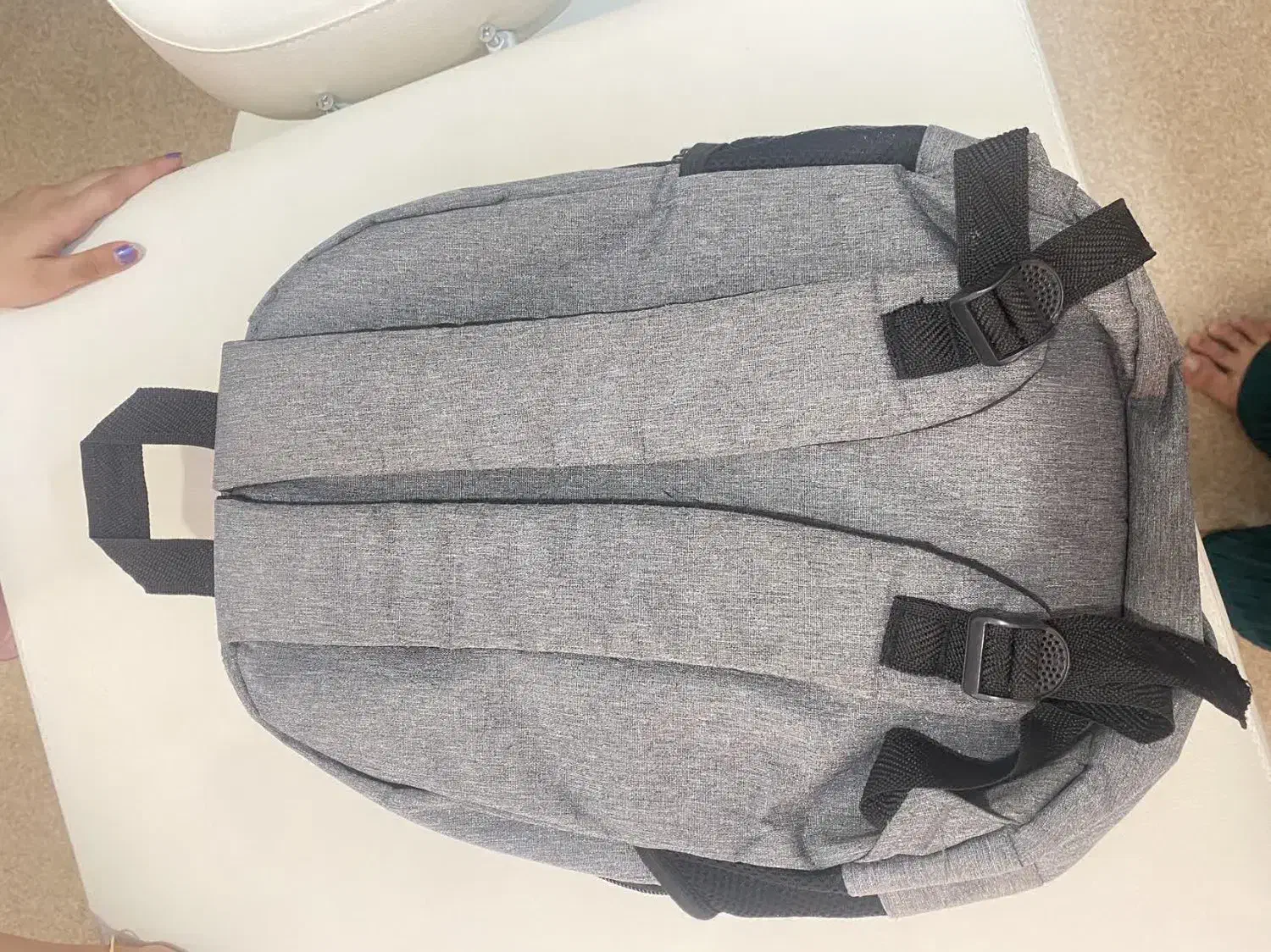 کوله پشتی|کیف، کفش، کمربند|بابل, |دیوار