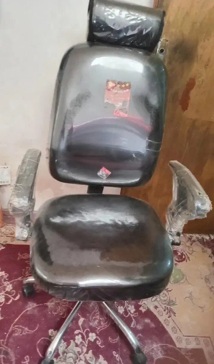 میز و صندلی اداری|میز و صندلی غذاخوری|چناران, |دیوار