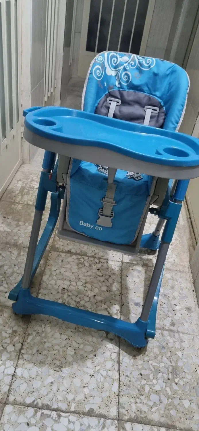 صندلی غذاخوری کودک|تخت و صندلی بچه|اصفهان, کوی ولی عصر|دیوار