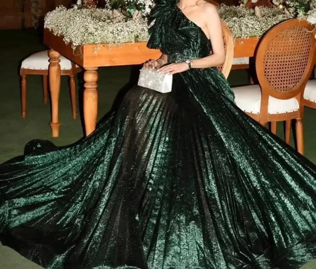 لباس جشن ترکیه ای|لباس|ابریشم, |دیوار