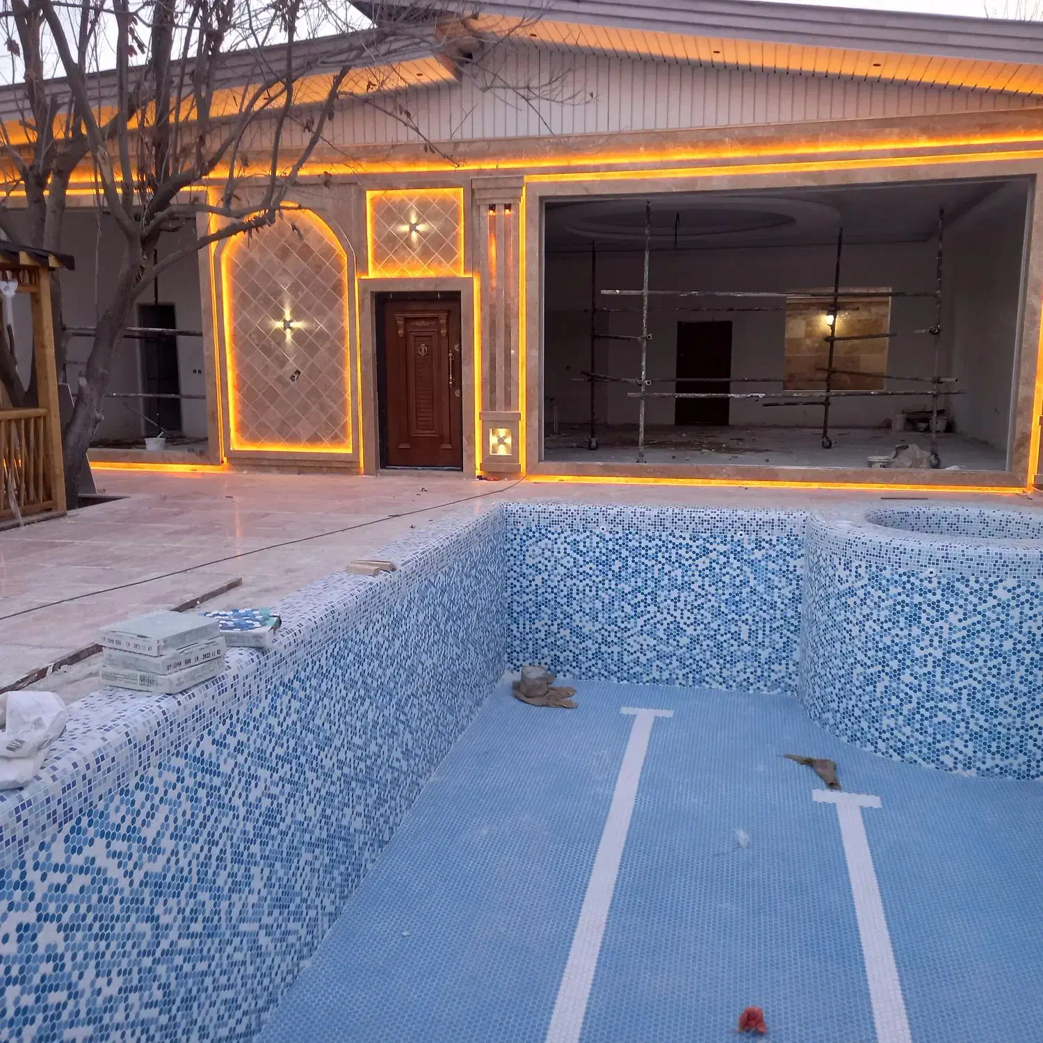 استخر کیان|خدمات پیشه و مهارت|آمل, |دیوار