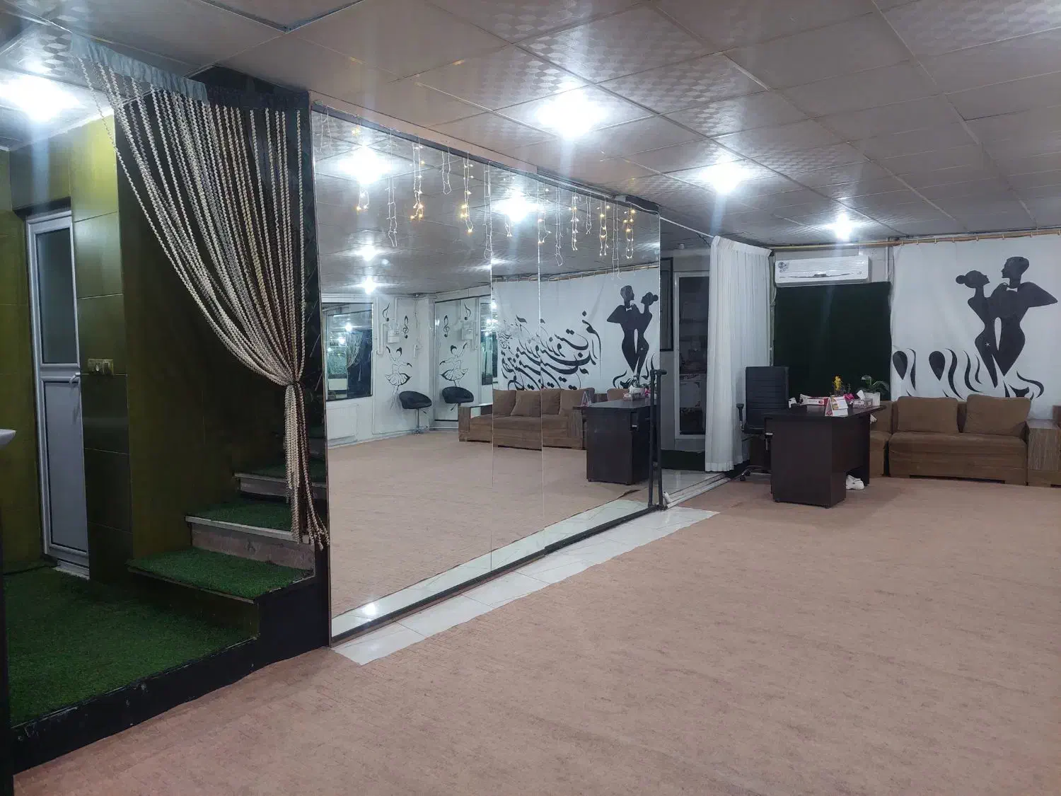 اجاره سانس سالن ۱۲۰ متری|اجارهٔ کوتاهمدت دفتر کار و فضای آموزشی|زنجان, |دیوار