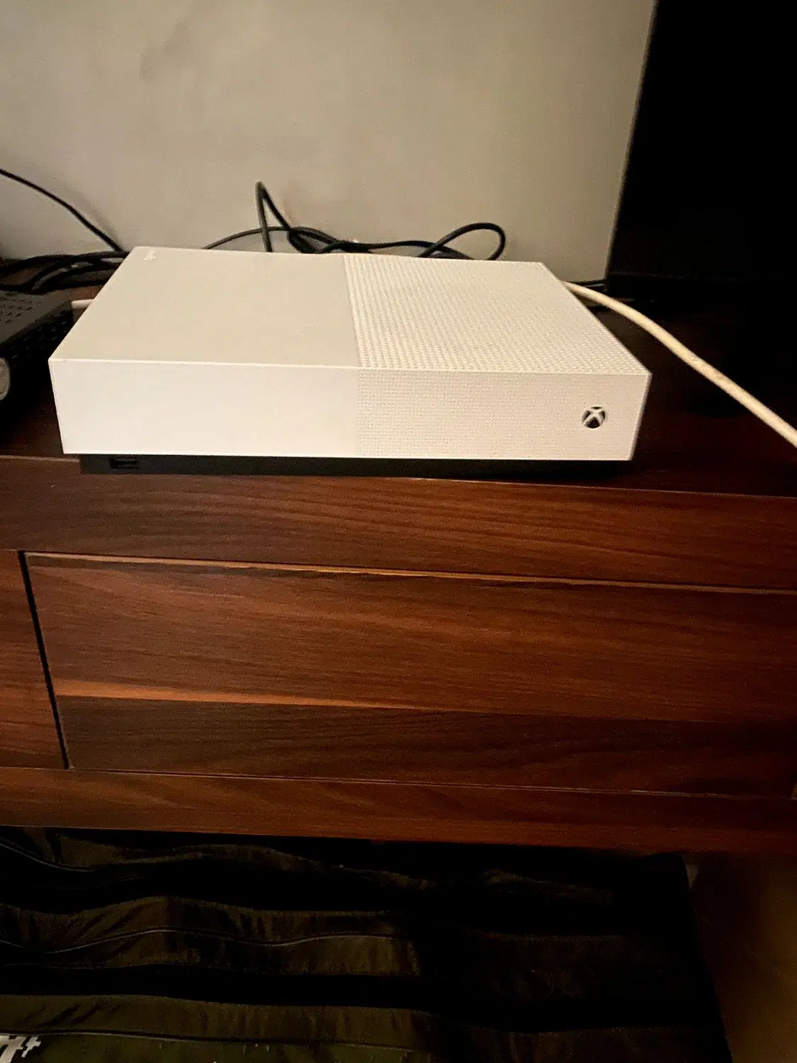 xbox one s|کنسول، بازی ویدئویی و آنلاین|اصفهان, رزمندگان|دیوار