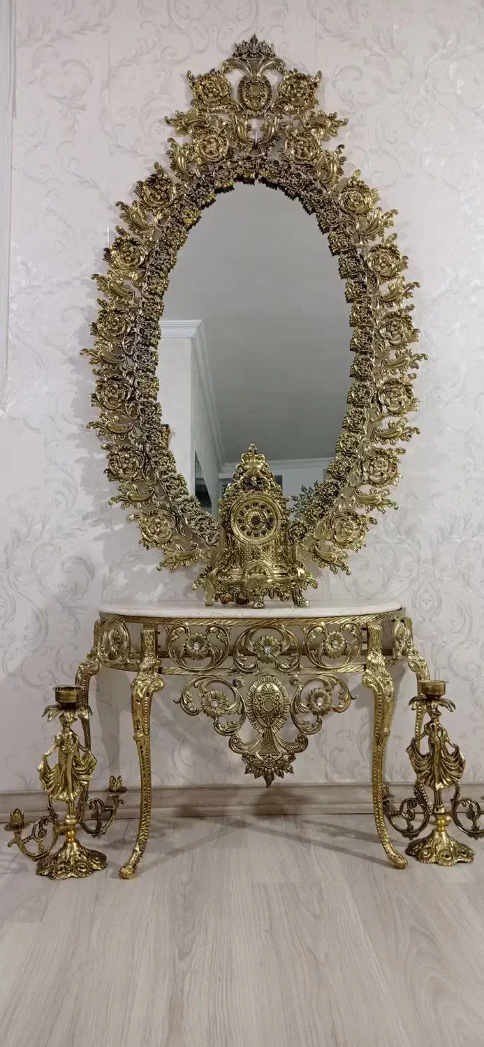 آیینه و شمعدانی|مبلمان خانگی و میز عسلی|نقده, |دیوار