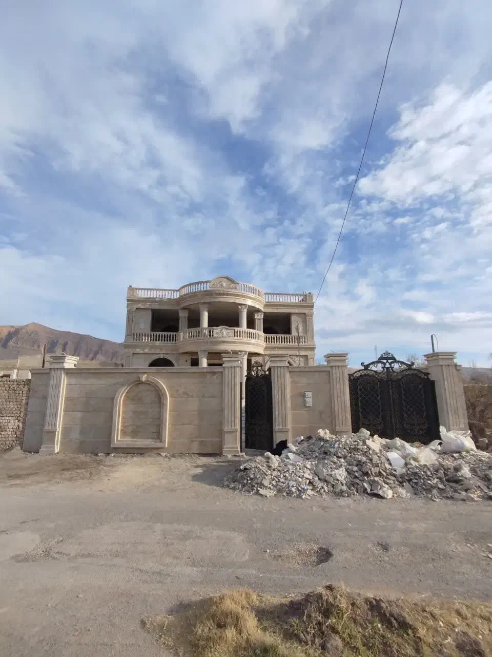 ویلا دوبلکس|فروش خانه و ویلا|برزک, |دیوار