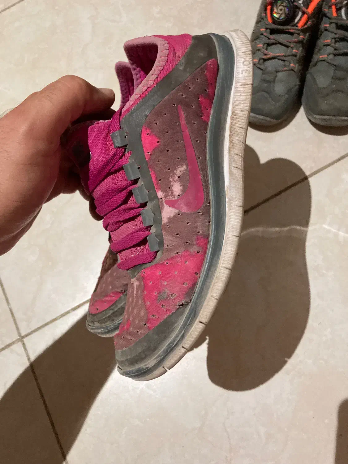 کفش در حد نو سایز ۳۷-۳۱-۳۳|کفش و لباس بچه|بهارستان, |دیوار