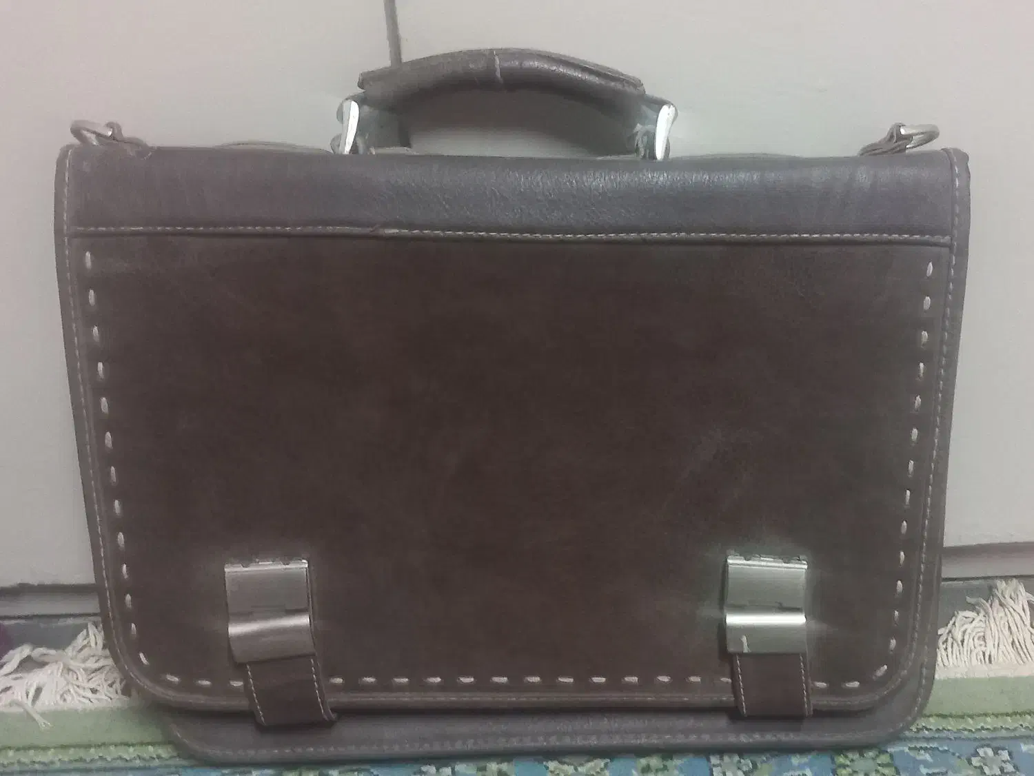 کیف چرمی کاملا سالم|کیف، کفش، کمربند|تهران, خواجه نظام الملک|دیوار