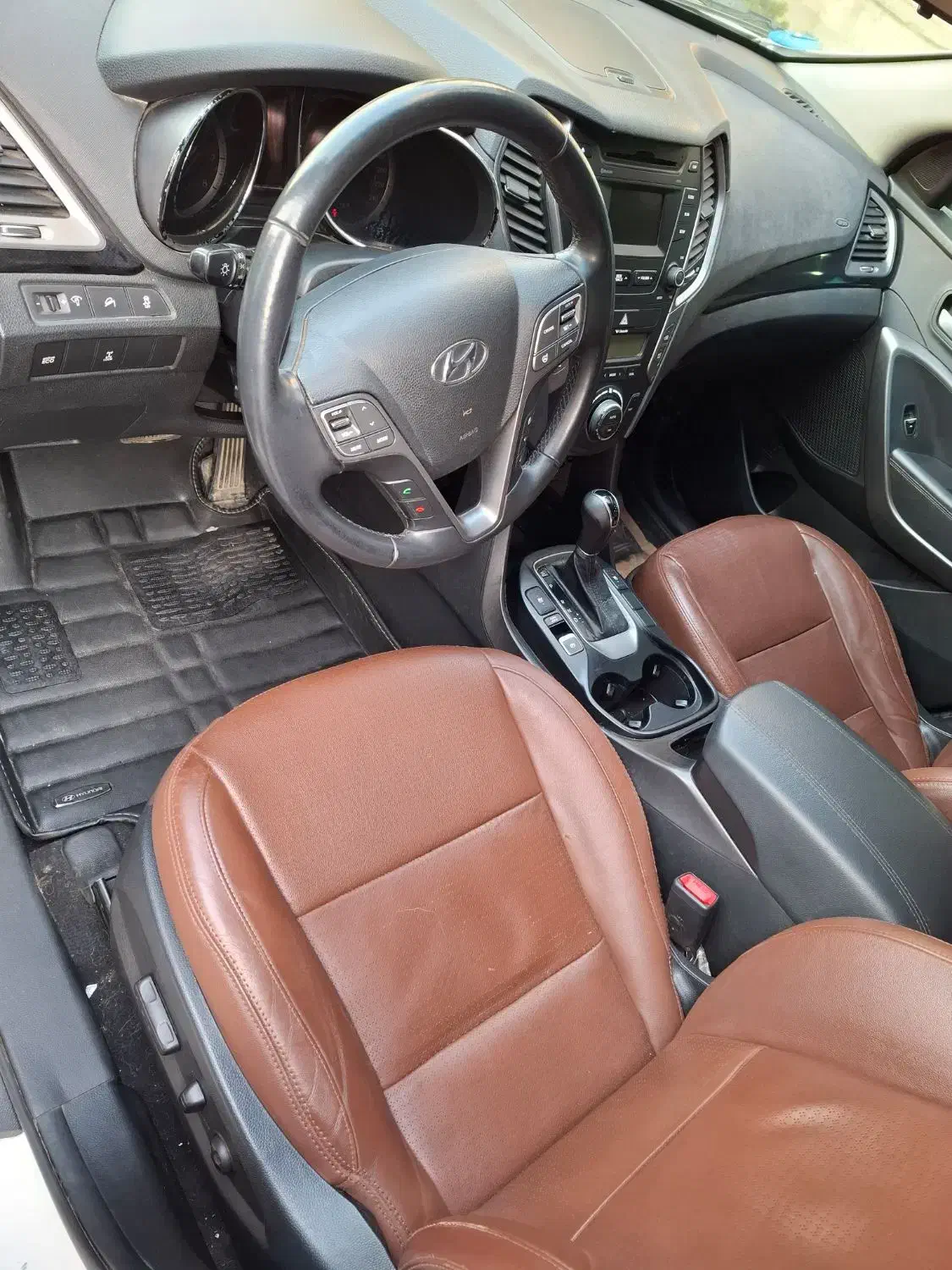 سانتافه ۲۰۱۴ فول کامل بدون رنگ تک برگ سند|خودرو سواری و وانت|تهران, آسمان|دیوار