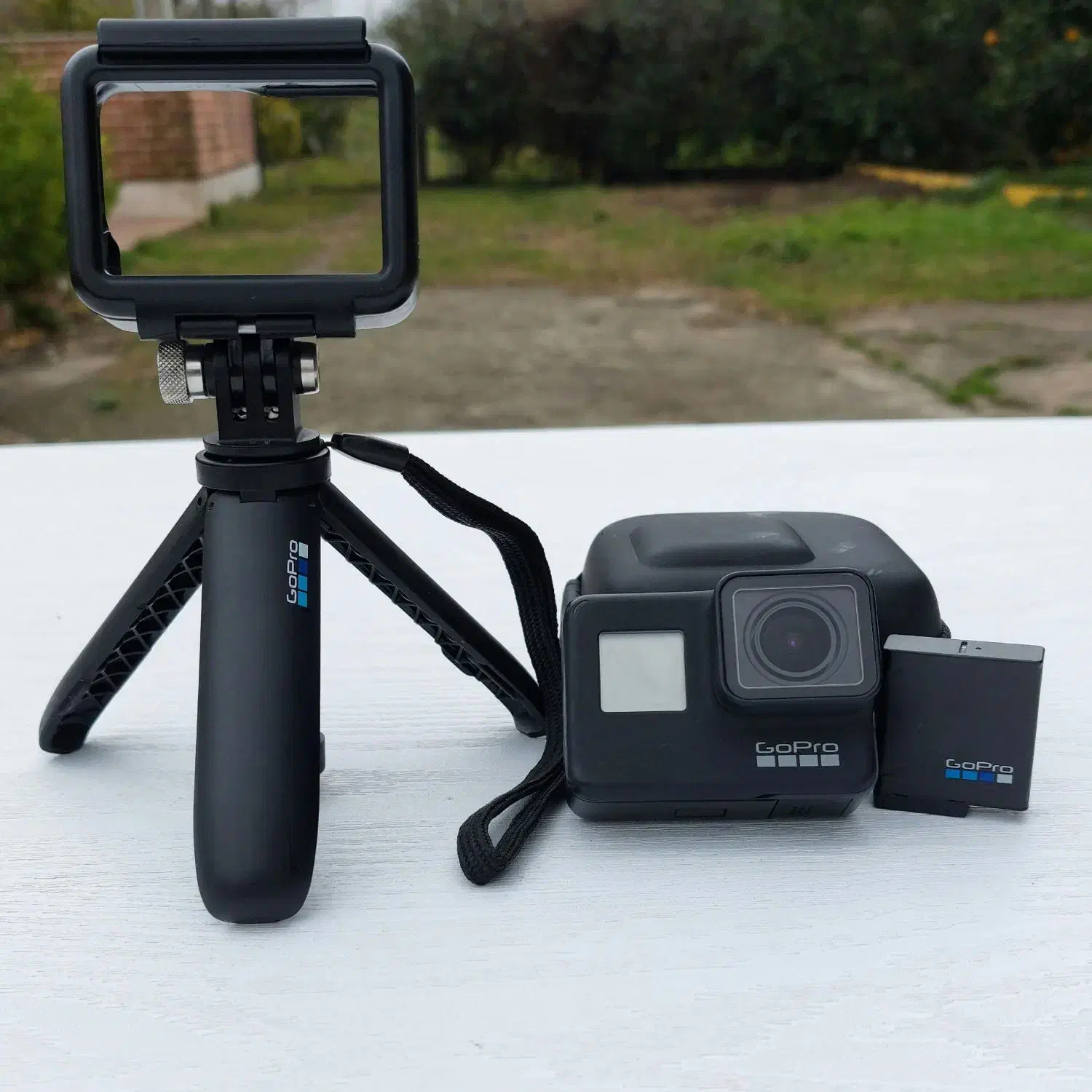 سه پایه رومیزی اورجینال دوربین گوپرو GoPro|دوربین عکاسی و فیلم‌برداری|بندر انزلی, چهارفریضه|دیوار