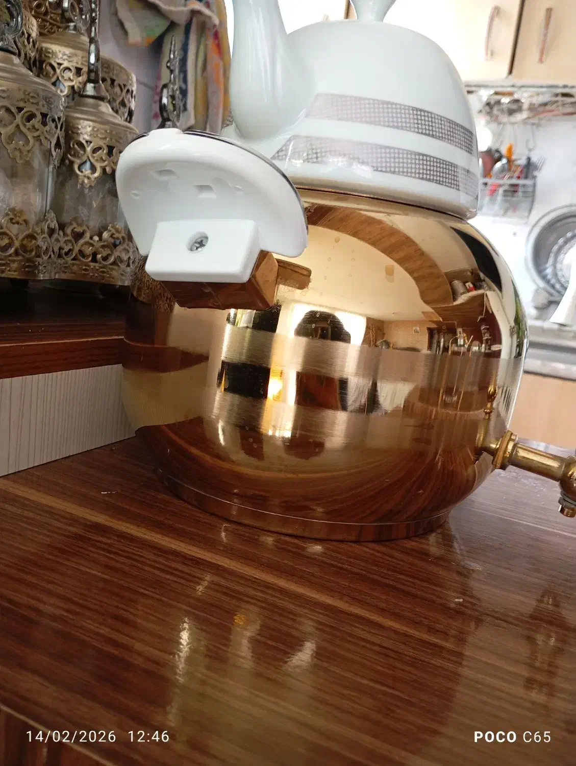 کتری قوری|قوری، کتری، قهوه‌ساز دستی|تربت‌حیدریه, آبشار|دیوار