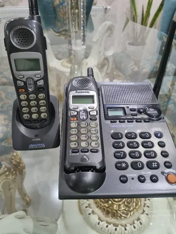 نلفن بی سیم پاناسونیک اصل ژاپن|تلفن رومیزی|شیراز, شهرک ولیعصر|دیوار