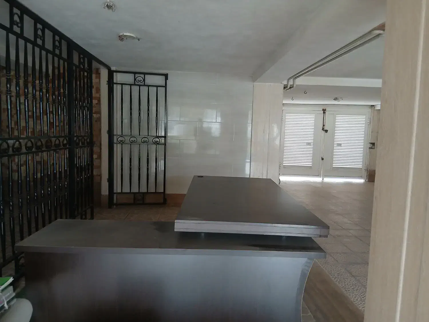 میز برای دفتر|دفتر کار|گنبد کاووس, |دیوار