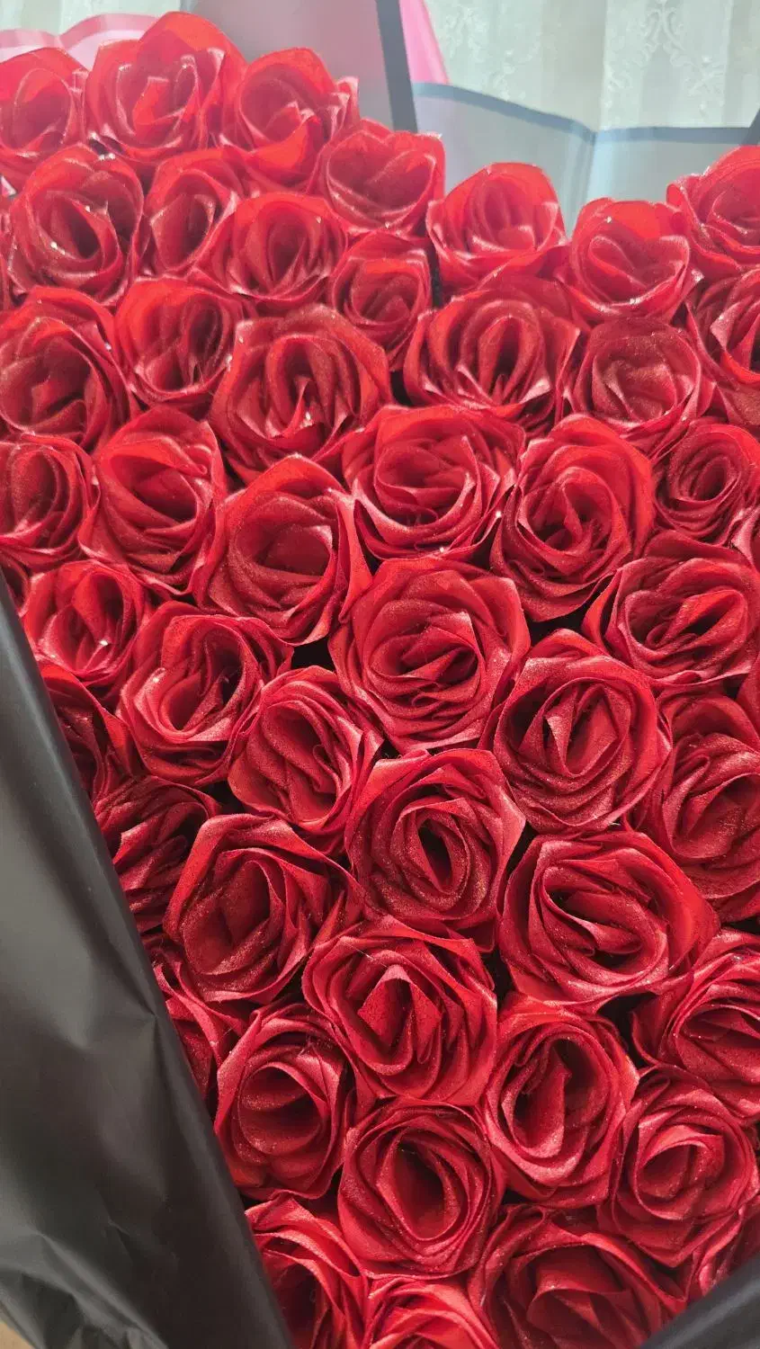 گل رز قلبی|گل مصنوعی|یزد, |دیوار