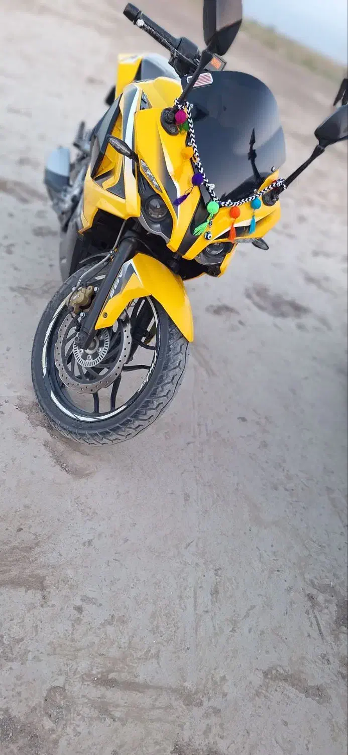 rsتک برگ سند در حد خشک|موتورسیکلت|آق قلا, |دیوار