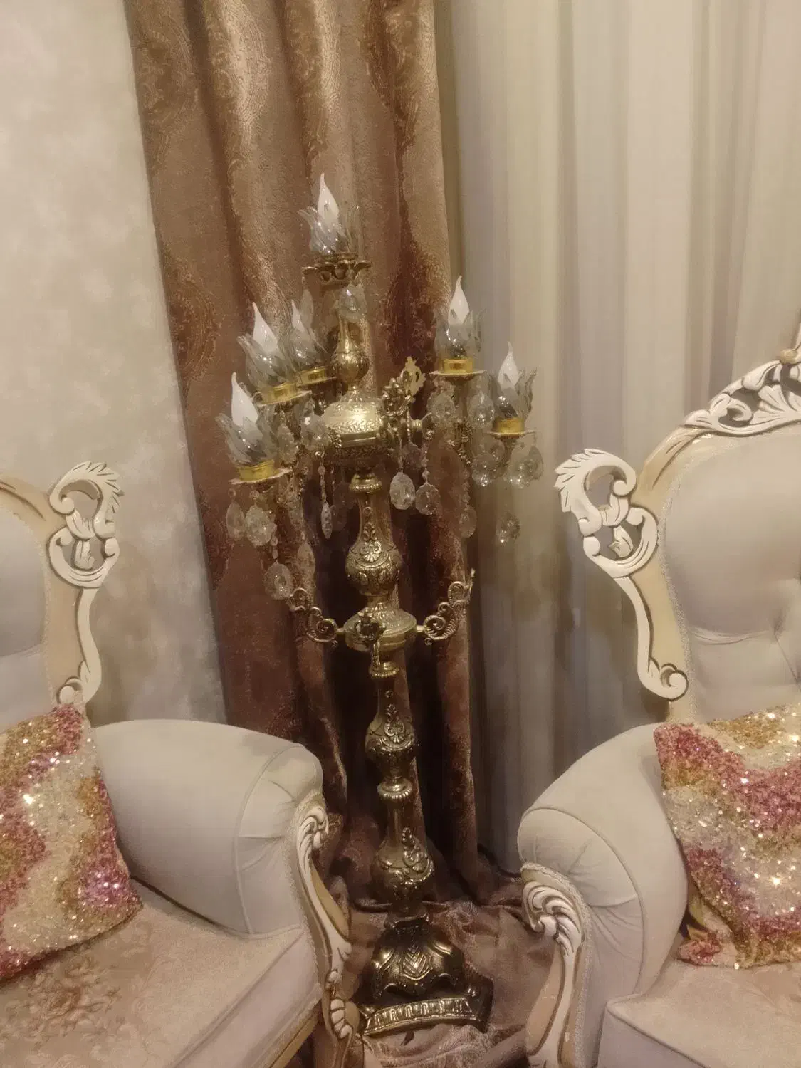 اباژورکنارسالنی|لوستر و چراغ آویز|مشهد, وکیلآباد|دیوار